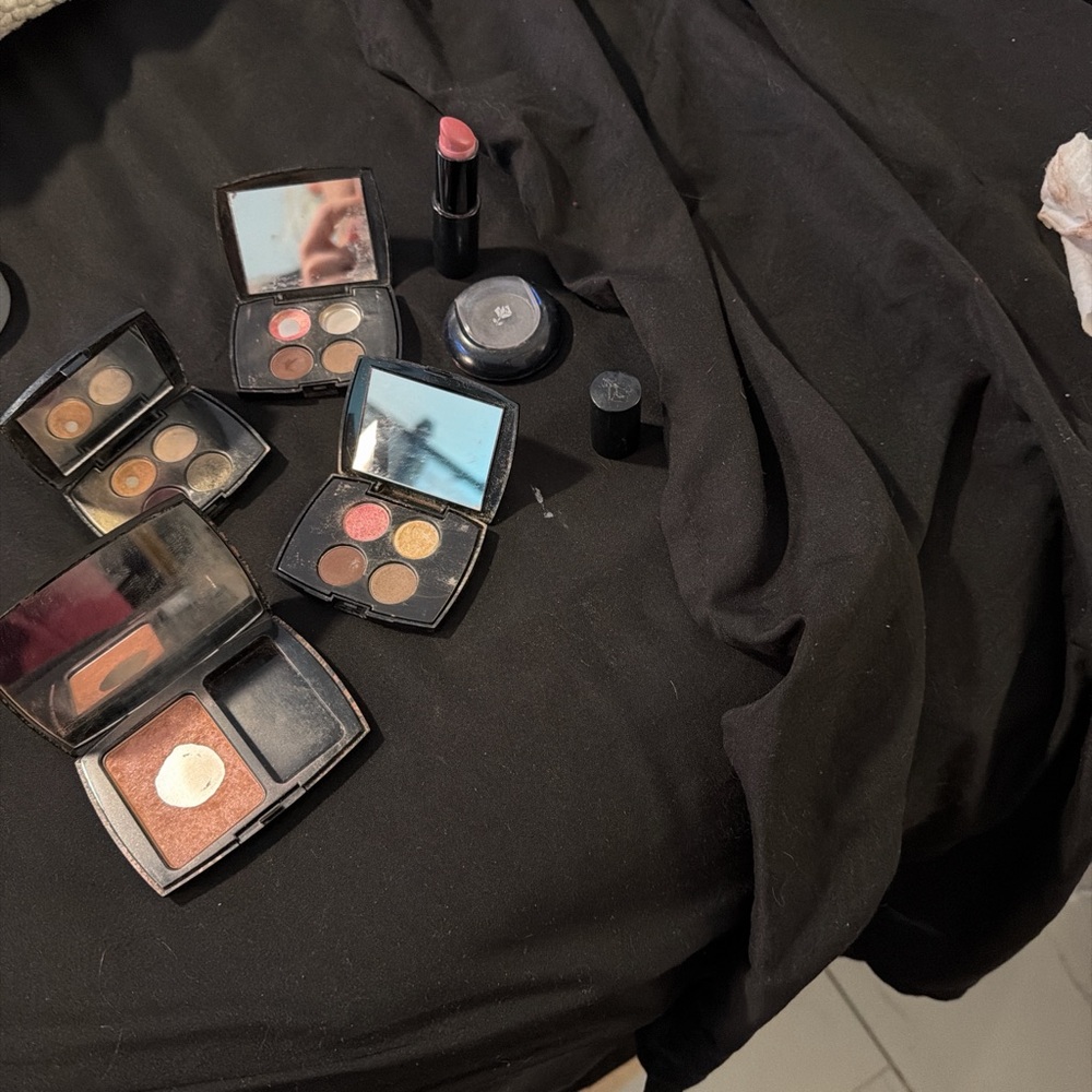 Lancome Eyeshadow Palette with Pink and Brown Shades